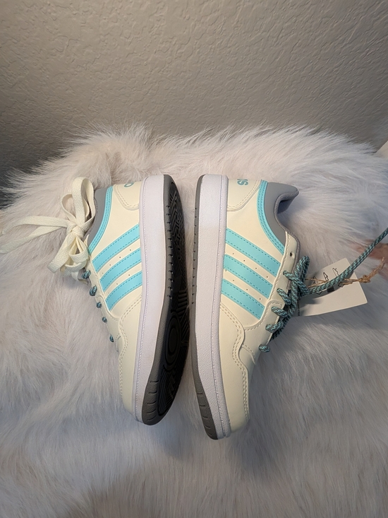 Adidas Hoops 3.0 Kids Cream & Light Blue Sneakers Size 1 Youth